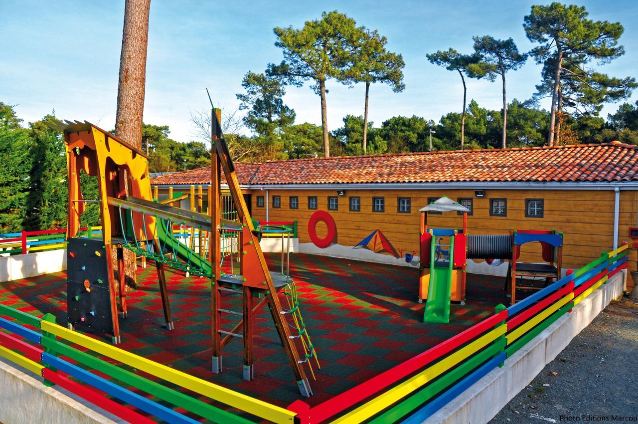 Camping Le Dauphin Hotel Saint-Georges-de-Didonne Eksteriør billede
