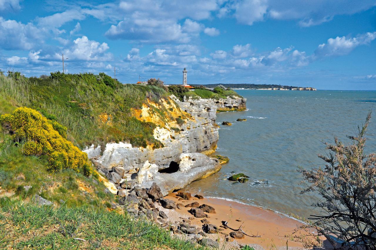 Camping Le Dauphin Hotel Saint-Georges-de-Didonne Eksteriør billede